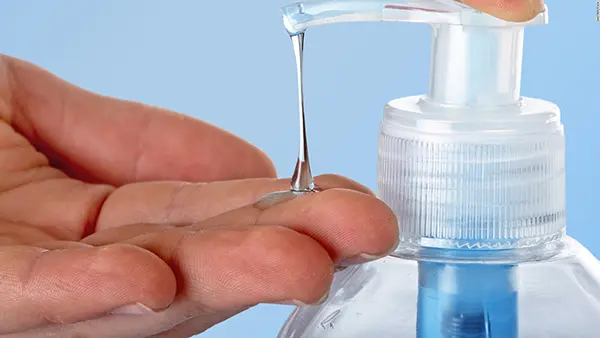 Dung dịch nào có thể tạm thời thay thế cho nước rửa tay?