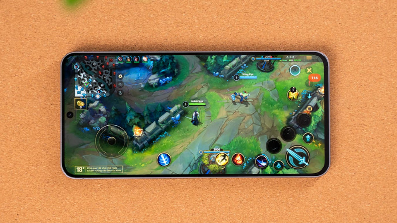 Samsung Galaxy S25 FE 5G chơi game tốt, pin trâu
