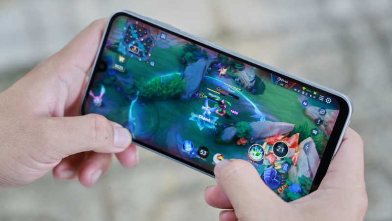 Samsung Galaxy A17 5G chơi game tốt, pin trâu