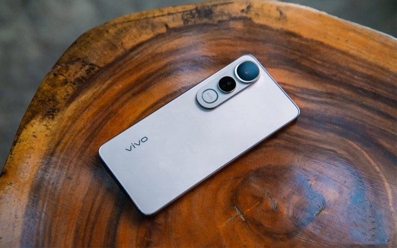 Vivo V50 Lite 5G 12GB 256GB có độ dày chỉ 7.79mm