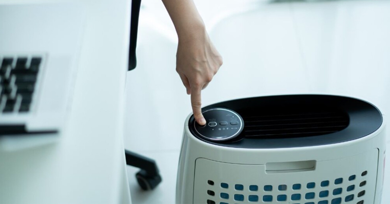 Bật tắt là thao tác cơ bản để khởi động hoặc dừng máy lọc không khí