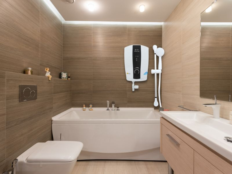 Máy nước nóng Centon ghi điểm với thiết kế nhỏ gọn, hiện đại