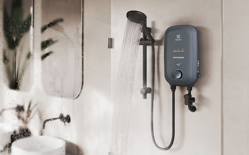 Máy Nước Nóng Trực Tiếp Electrolux 4500W EWE451RB-G6