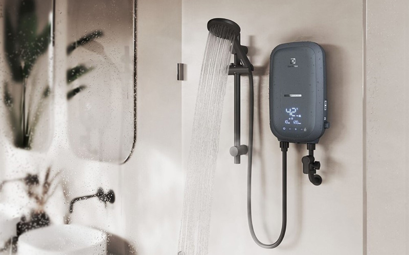 Máy nước nóng Electrolux 4500W EWE451SB-G6 có thiết kế nhỏ gọn
