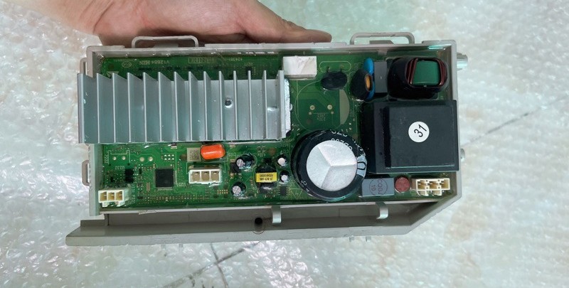 Mạch điều khiển không nhận tín hiệu đo mức nước