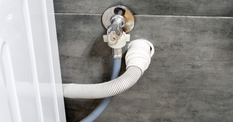 Vòi nước bị khóa gây ra lỗi E5