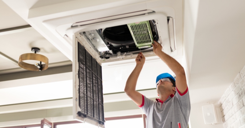 Chi phí bơm gas máy lạnh không cố định, mà thay đổi tùy theo từng trường hợp cụ thể