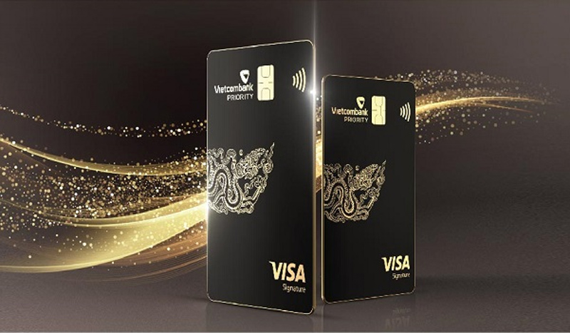 Thẻ đen Vietcombank Visa Signature