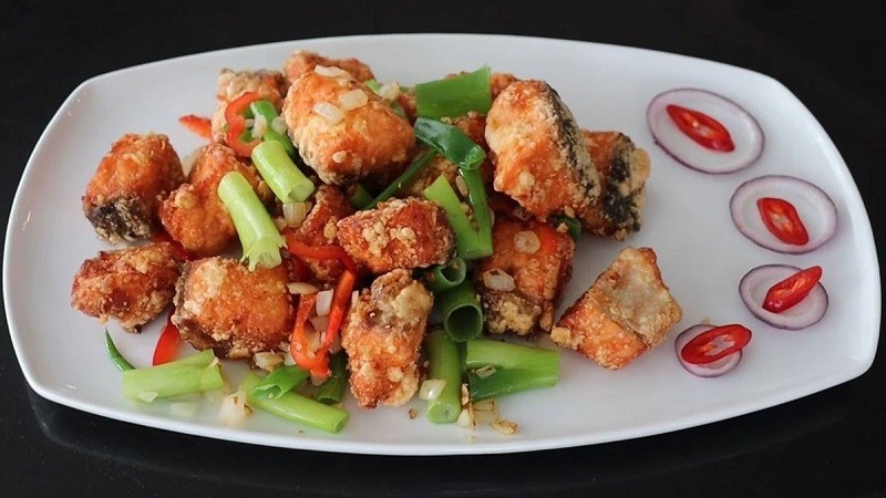 Cá hồi chiên đậm đà