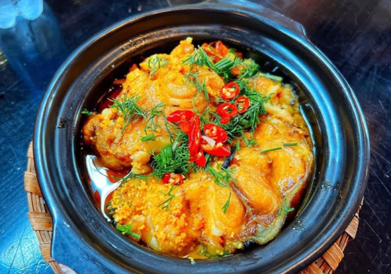 Cá lăng kho nghệ vàng ươm hấp dẫn