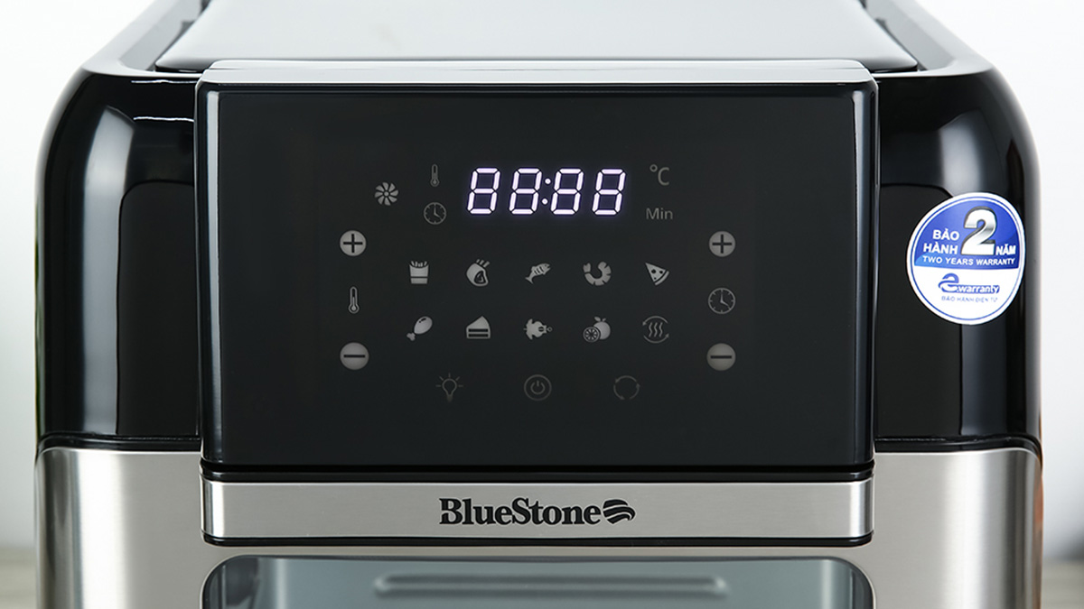 BlueStone AFB-5888 sử dụng bảng điều khiển cảm ứng có màn hình hiển thị