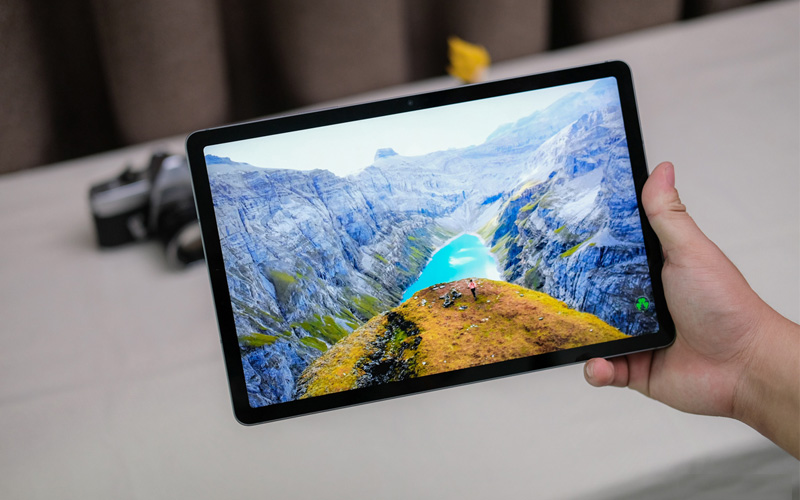 Galaxy Tab S10 FE và Tab S9 FE hiển thị hình ảnh sắc nét