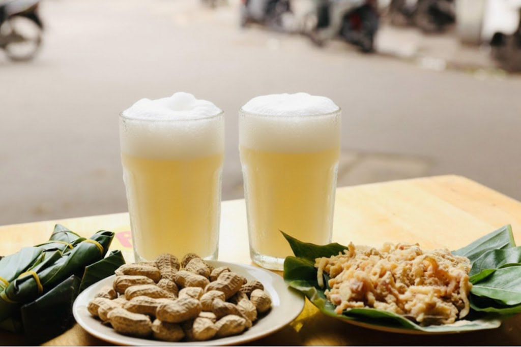 Sau 7 – 8 tiếng trong tủ đông bia sẽ đạt độ sệt vừa phải, mát lạnh