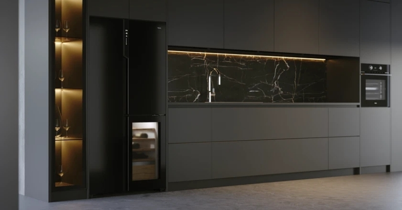 Thiết kế 3 cửa độc lập tích hợp tủ rượu vang