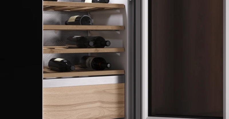 Tủ lạnh Teka với kệ gỗ với ray trượt giảm chấn tinh xảo