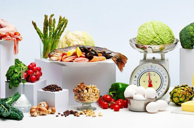 Bạn nên kết hợp uống nước ion kiềm với chế độ ăn uống cân bằng