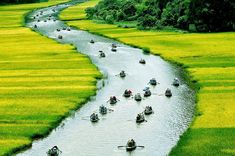 Bồi dưỡng tình yêu quê hương thông qua những trang sử vẻ vang và những vùng đất địa linh nhân kiệt