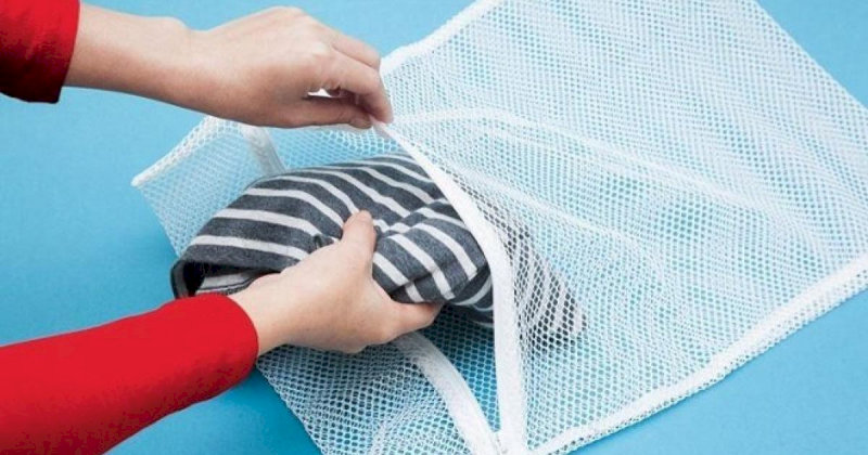 Sử dụng túi giặt giúp hạn chế lỗi OE máy giặt LG cửa ngang và cửa đứng