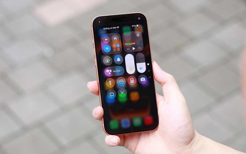 Nên tắt 120Hz khi pin bắt đầu cạn dần