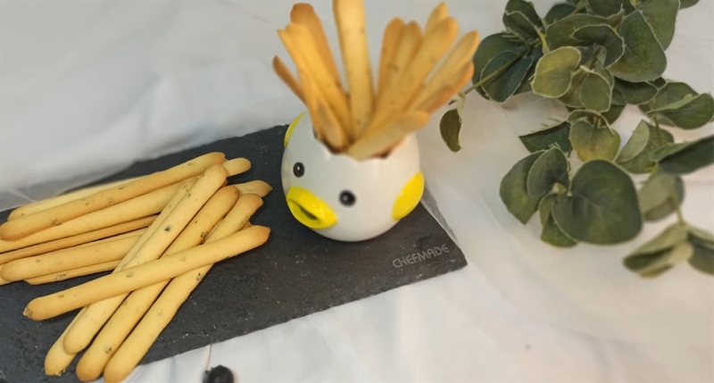 Thành phẩm Cheese stick giòn thơm, bày trí đẹp cho mùa Giáng sinh