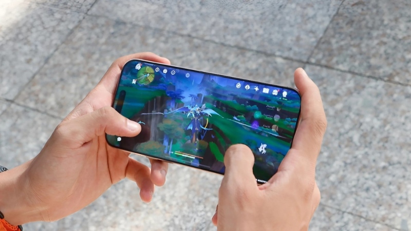 Trải nghiệm chơi game Genshin Impact trên iPhone 17