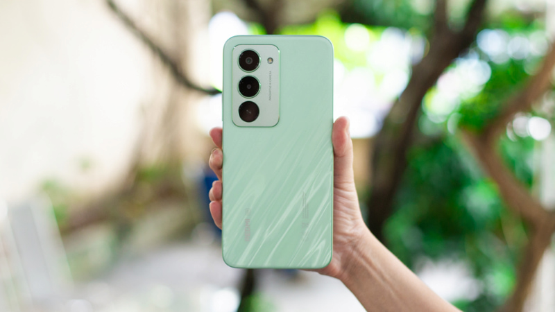 Đánh giá thiết kế Xiaomi Redmi 15 5G