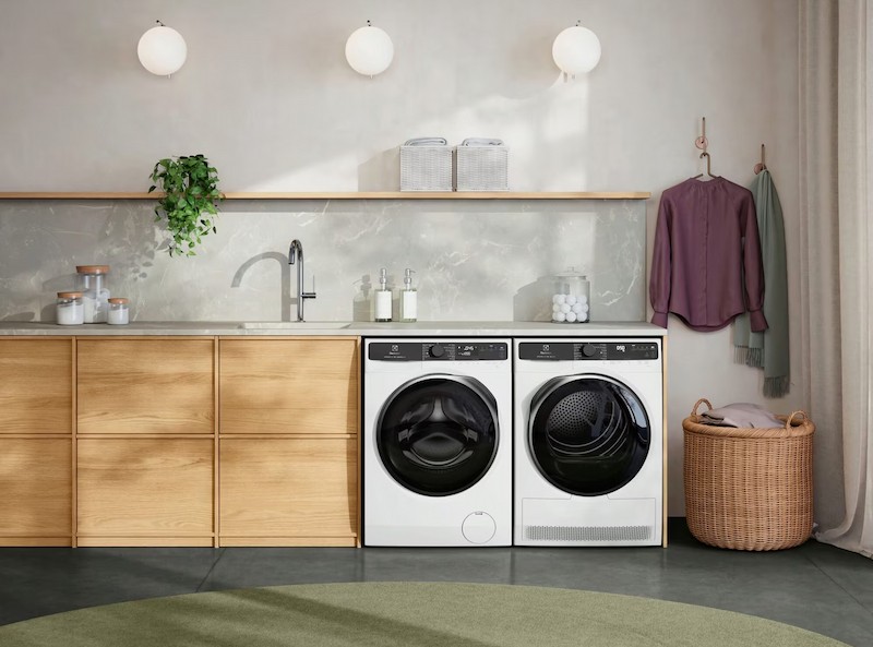 Máy Sấy Bơm Nhiệt EDH903R7WC làm khô quần áo hiệu quả