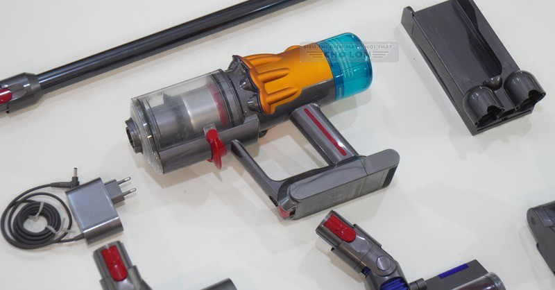 Vệ sinh Dyson V12s Detect Slim Submarine Complete như thế nào