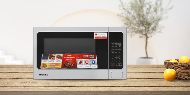 Lò vi sóng Toshiba ER-SGS34(S1)VN 34 lít được tích hợp 9 thực đơn tự động