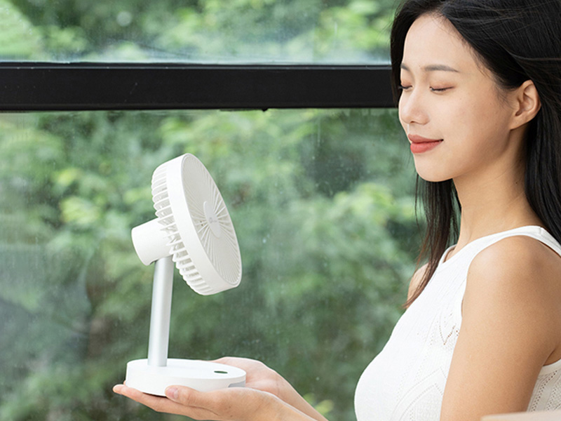 Quạt để bàn Lumias LM-36W Màu Trắng