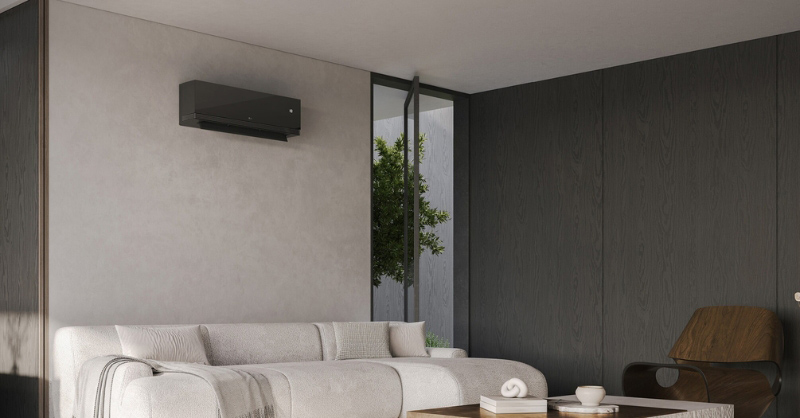Máy lạnh LG Inverter 2 HP IAC18B1 màu đen