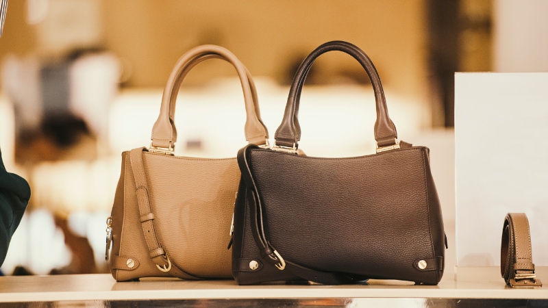 Túi xách da thời trang nữ cao cấp làm quà tặng 14/2 sang trọng