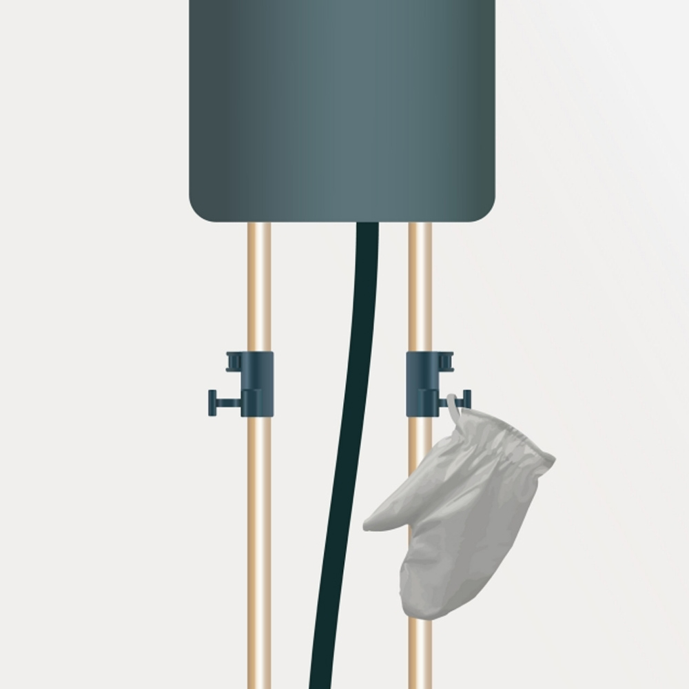 Găng tay cách nhiệt của Bàn Ủi Hơi Nước Đứng NI-GWG090GRA