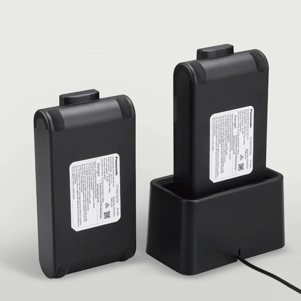 Máy Hút Bụi Panasonic MC-SBR70K946 cho phép sạc linh hoạt