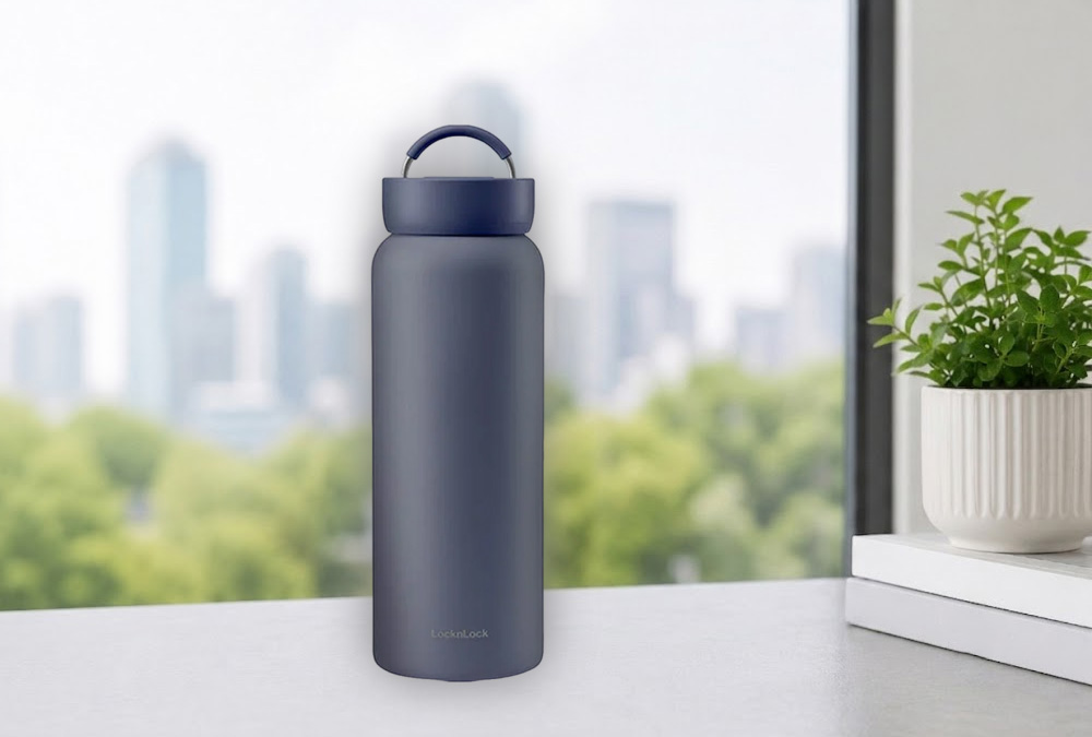 LocknLock Jumbo Tumbler 900ml LHC4300NVY có thiết kế hiện đại