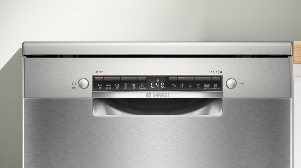 Dễ dàng điều khiển Máy Rửa Chén Bosch SMS4HTI16E