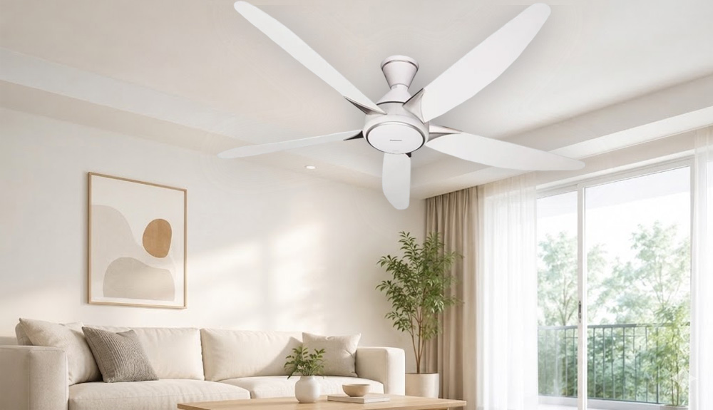 Quạt Trần Panasonic F-60GDS-W hoạt động với công suất 40W