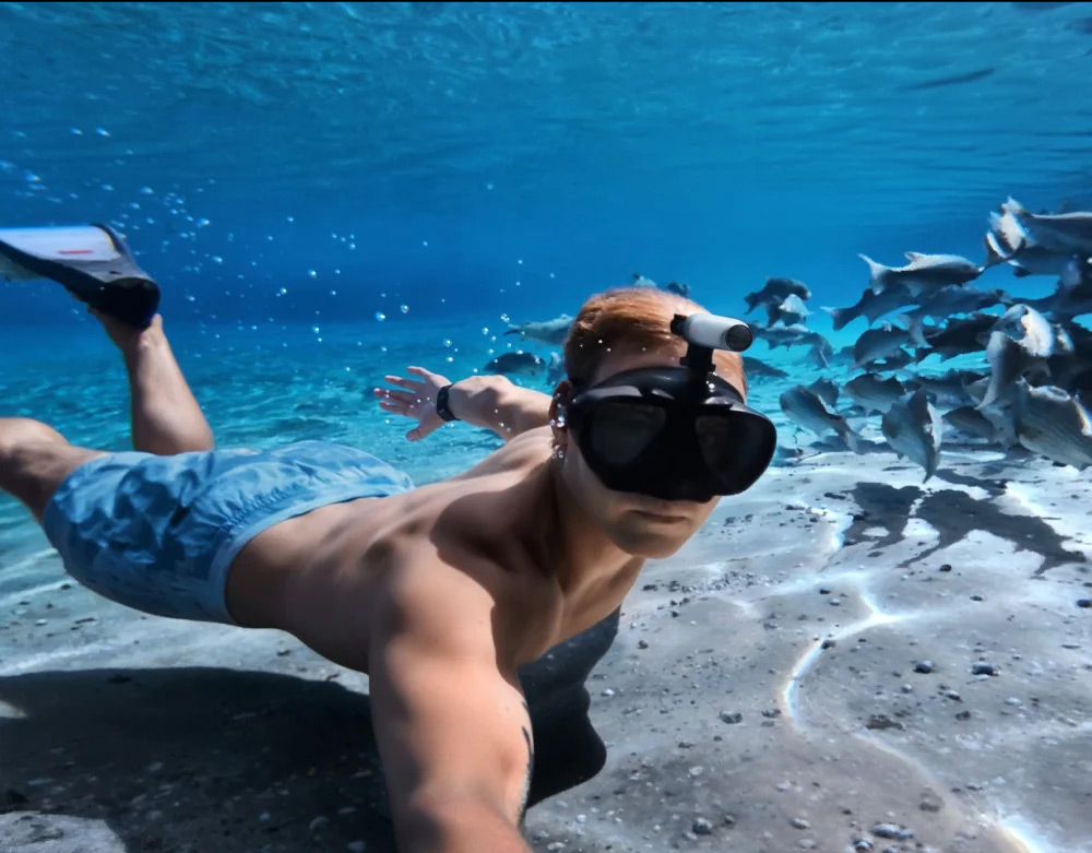 Camera hành động Insta360 GO 3S Standard Edition 128G chống nước chuẩn IPX8