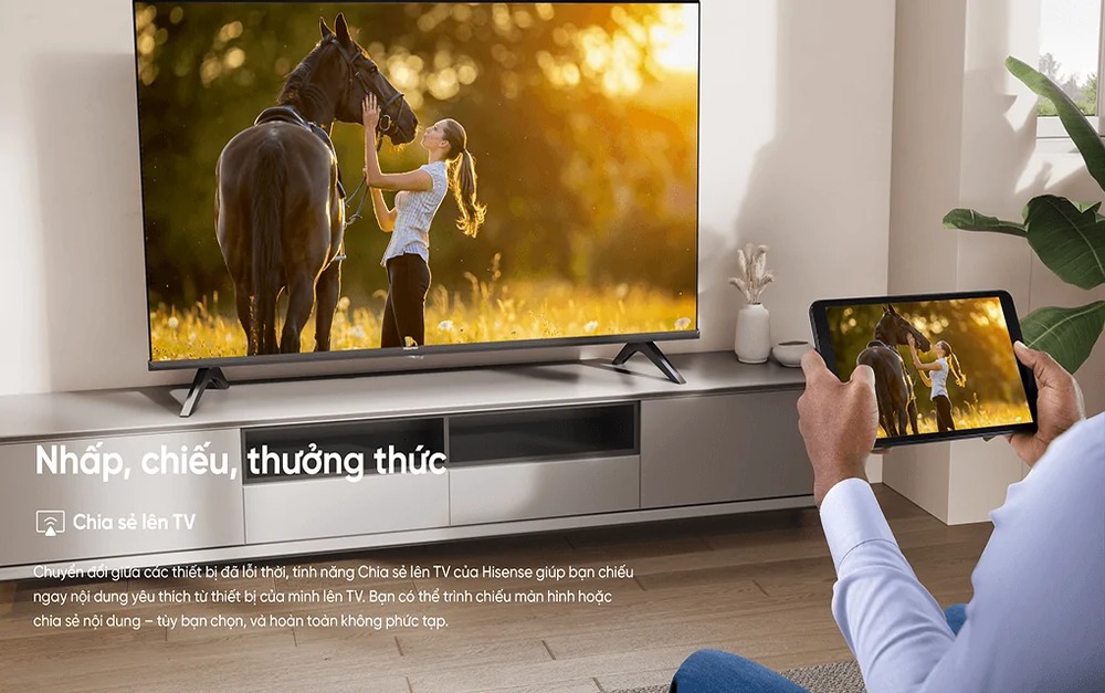 Chia sẻ nội dung lên màn hình lớn Tivi Hisense FHD 43 inch 43E4600