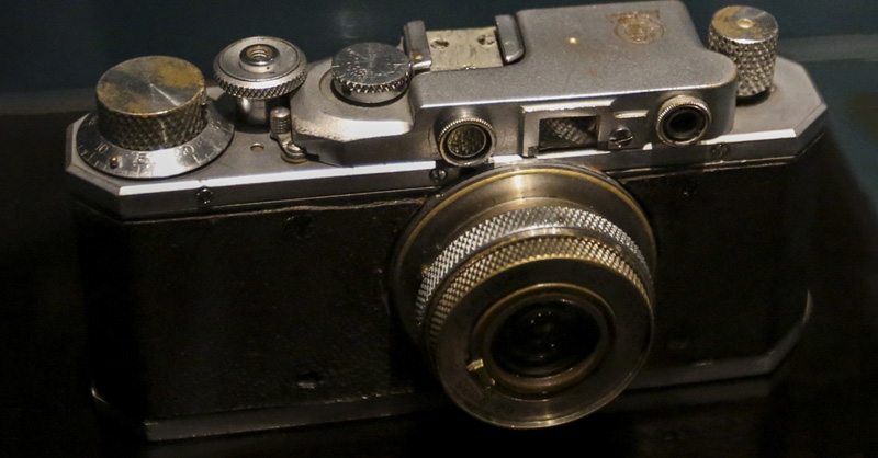 Máy ảnh Canon đầu tiên sản xuất nguyên mẫu tại Nhật ra đời năm 1934