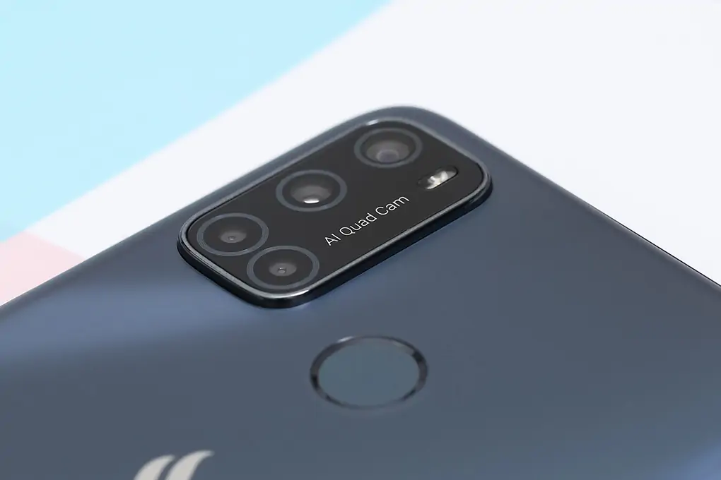 Joy 4 (3Gb+64Gb), Xanh 18