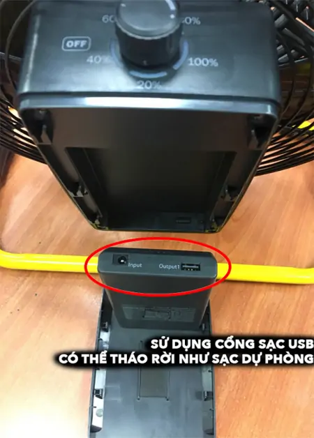 Quạt Sạc 20W AC ARF02D123 4