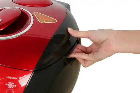 Nồi Cơm Điện Cao Tần Cuckoo CRP-HUS1000F 1.8lít 5