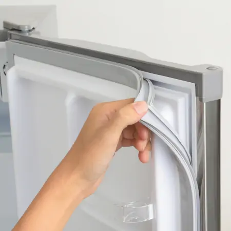 Tủ Lạnh Electrolux 52 Lít EUM0500SB 2