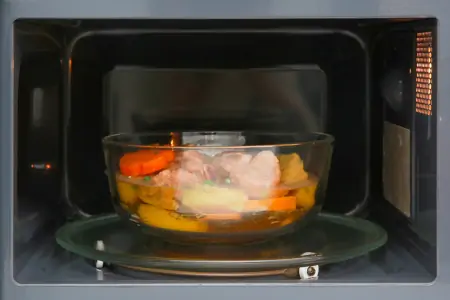 Lò vi sóng Panasonic NN-ST25JWYUE 20 lít 5