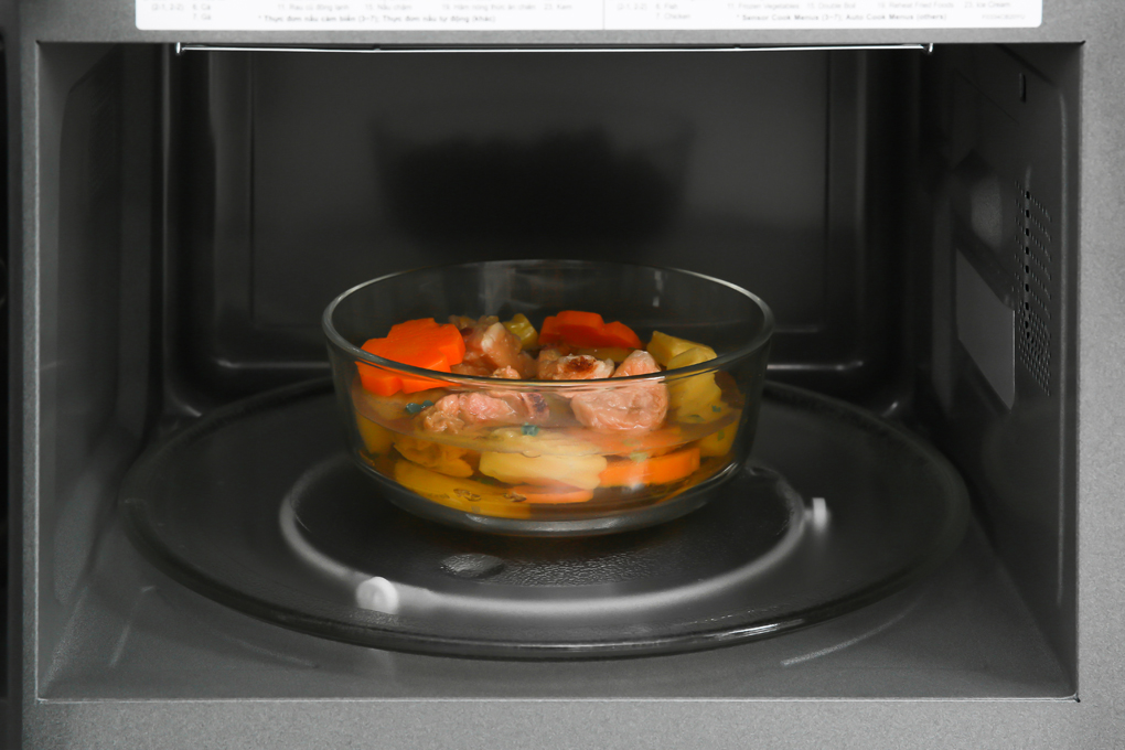 Lò vi sóng Panasonic NN-GT65JBYUE 31 lít 5