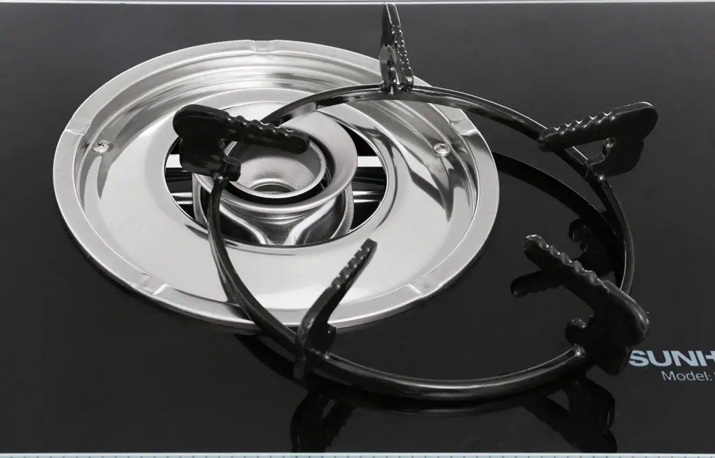 Bếp gas đôi mặt kính Sunhouse SHB3326MT 3