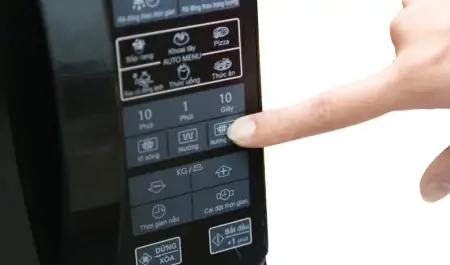 Lò vi sóng Sharp R-G273VN-B 20 lít 3