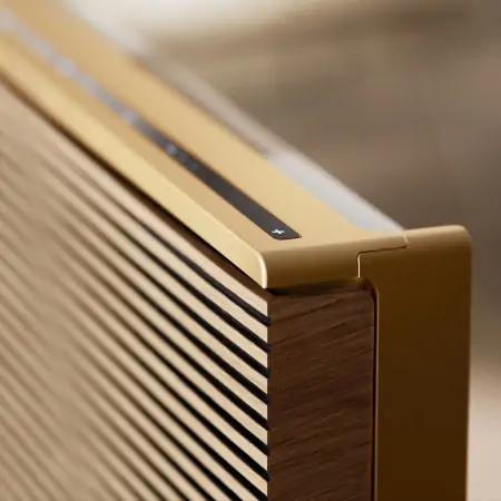 Loa Bluetooth B&O Beosound Level Gold 8