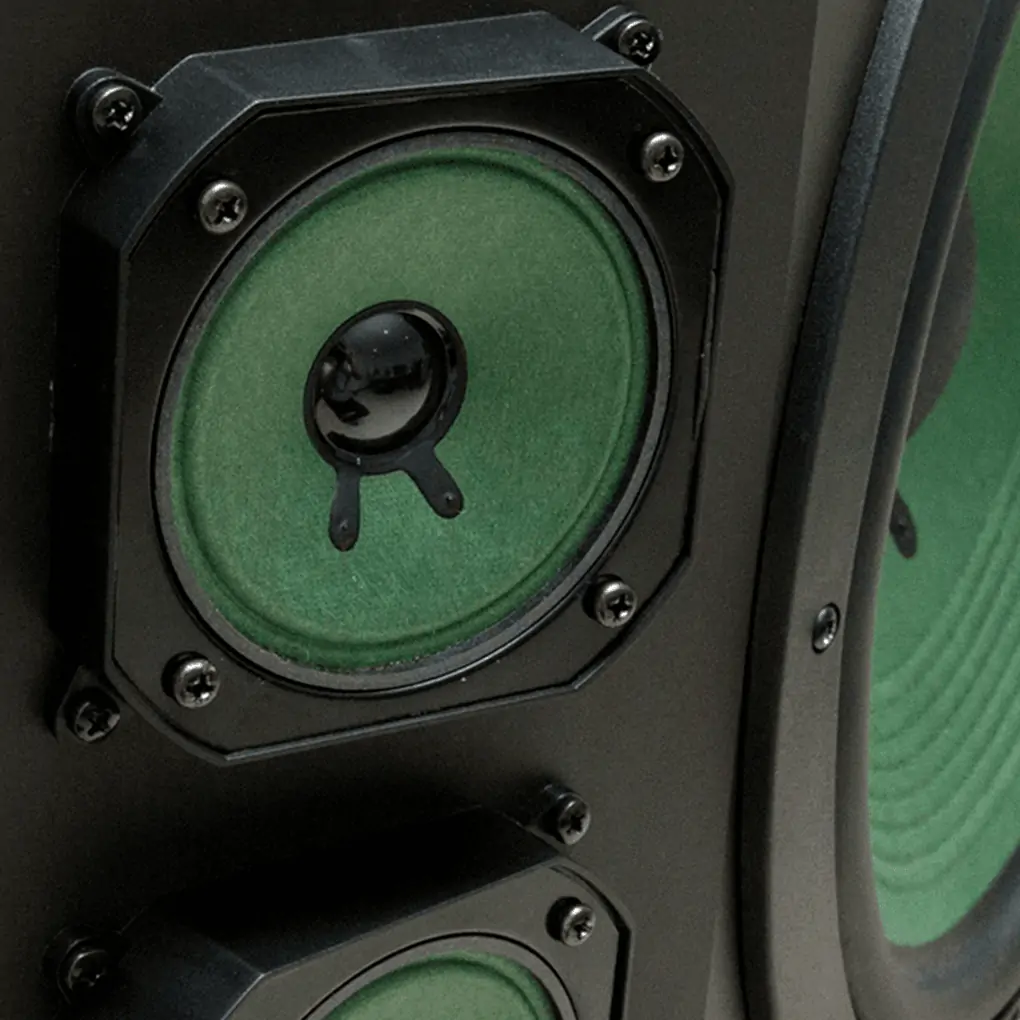 Loa Paramax P-2000 4